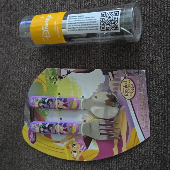 DISNEY UTENSIL BUNDLE OF 2 SETS - Picture 1 of 9